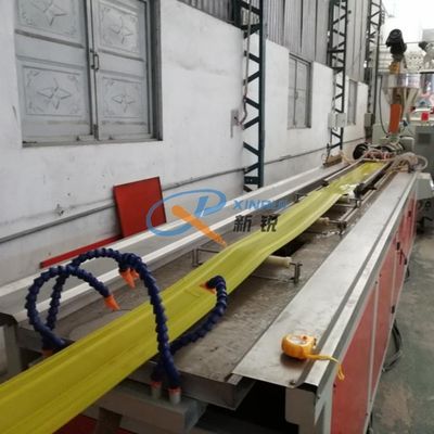 150 밀리미터 160 kg/H 분명한 공동 PVC 워터 스톱 성형기