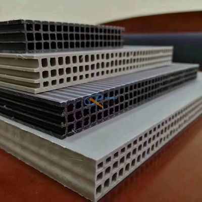 250 kw 단일 스크류 18 밀리미터 PP는 시트기를 파냅니다